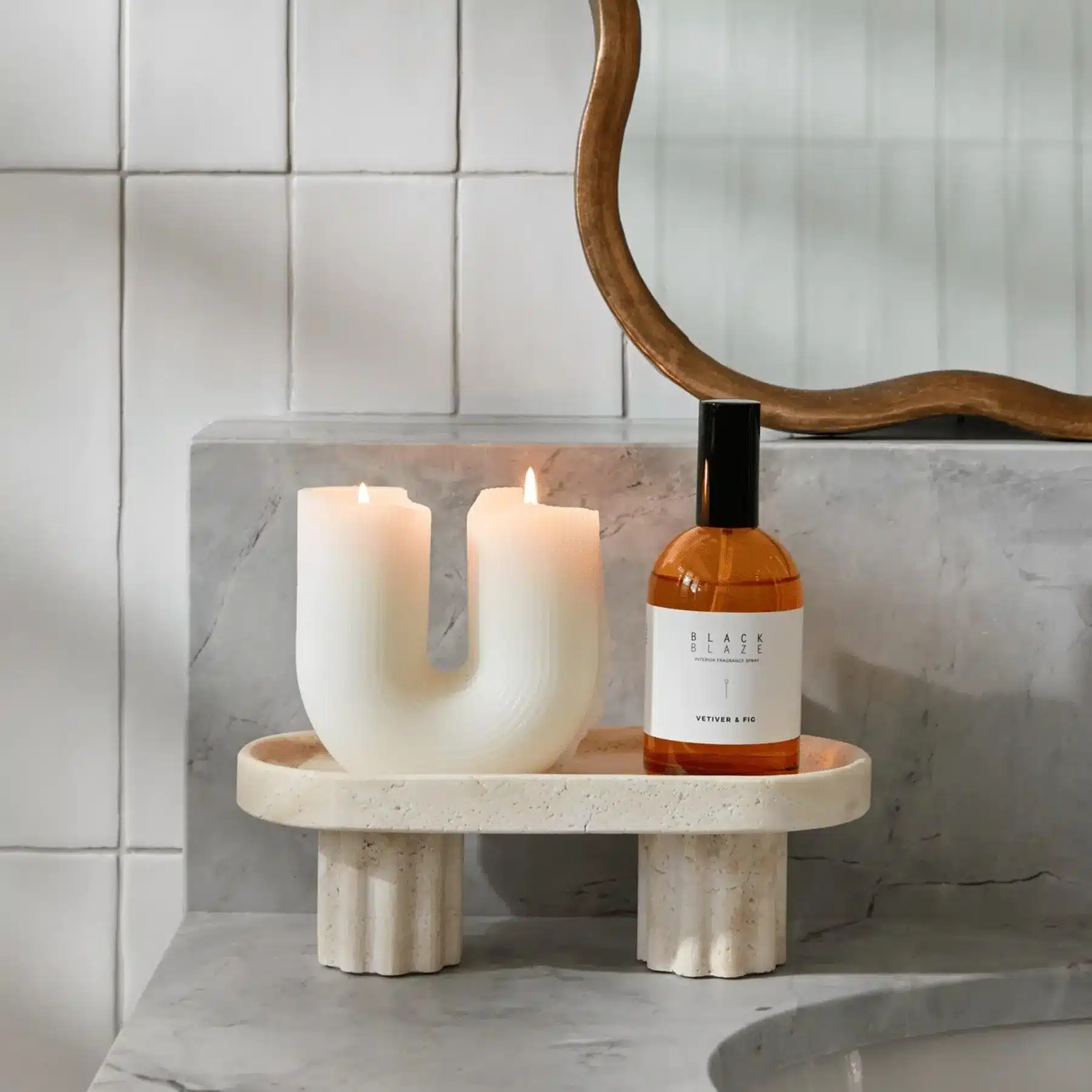 column-tray-oval-travertine-black-blaze-2