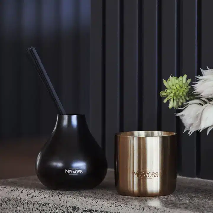 mr_voss_diffuser_candle_lifestyle_03_1000_20064a3e-6dea-4cd4-9016-a4f32a2aa83f_720x