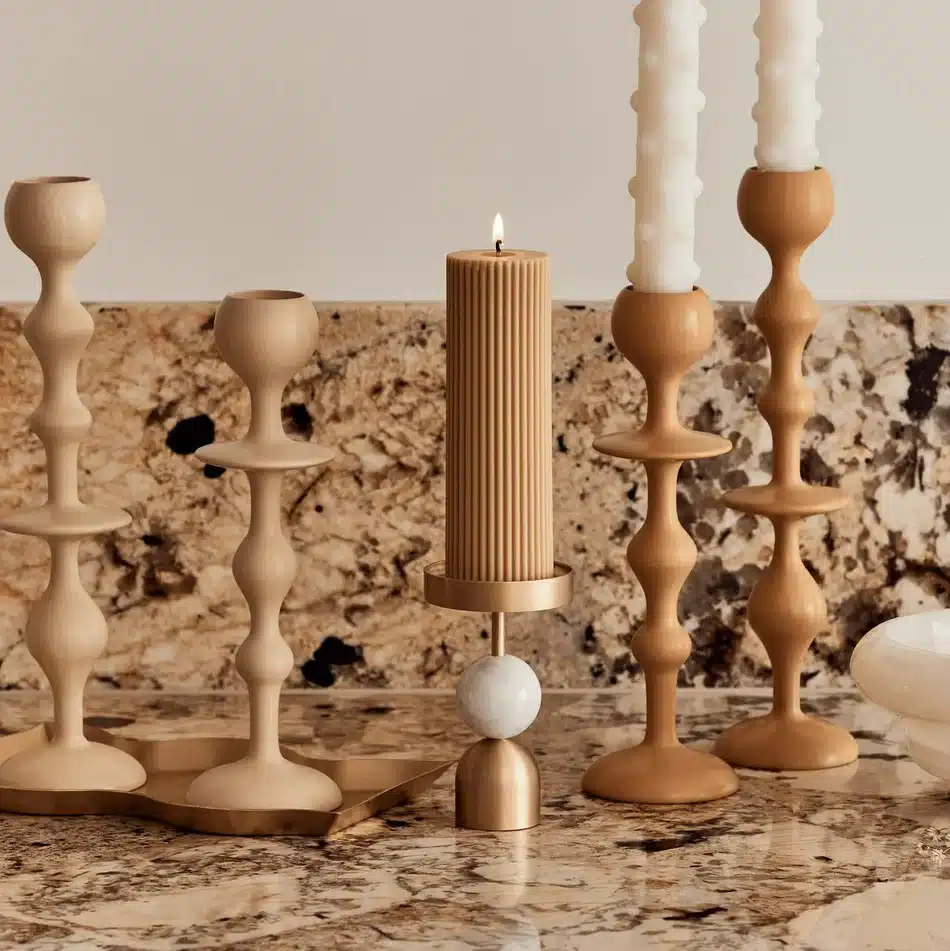 wide-column-pillar-candle-honey-black-blaze-2