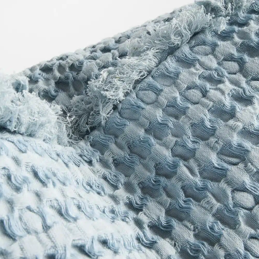 Eadie_Lifestyle_Element_Cushion_Blue_ECS_23_01_0202
