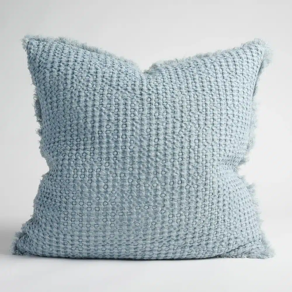 Eadie_Lifestyle_Element_Cushion_Blue_ECS_23_01_0204_64737998-2557-42b9-9c52-cab91f7de893