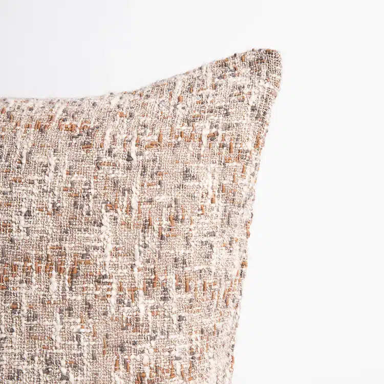 Eadie_Lifestyle_W25_Ritchie_Cushion_SoftClay_Midnight_OffWhite_1-2748