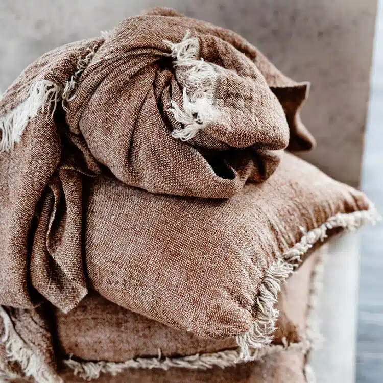 Eadie_Lifestyle_W25_Zen_Tabako_Throw_Tobacco_6015-2