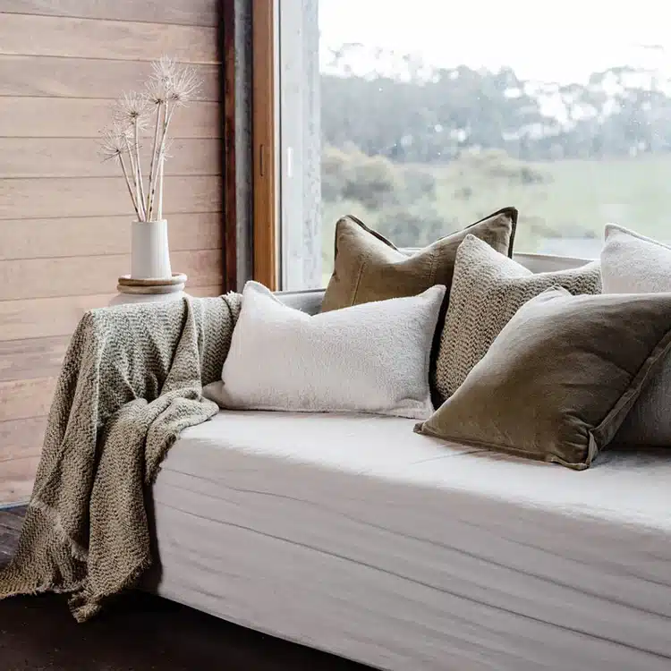 Eadie_Lifestyle_W25_Zen_Midori_Throw_5621-98