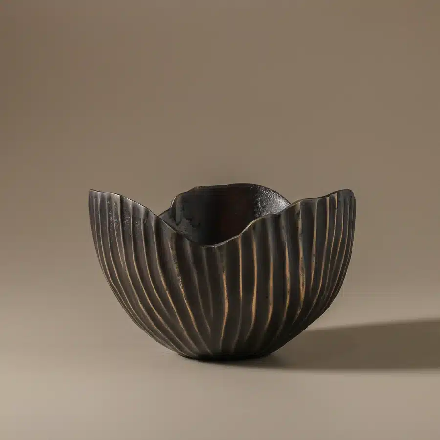 59fcf37f-be8c-49e6-92f3-8731f5075fbb_900x