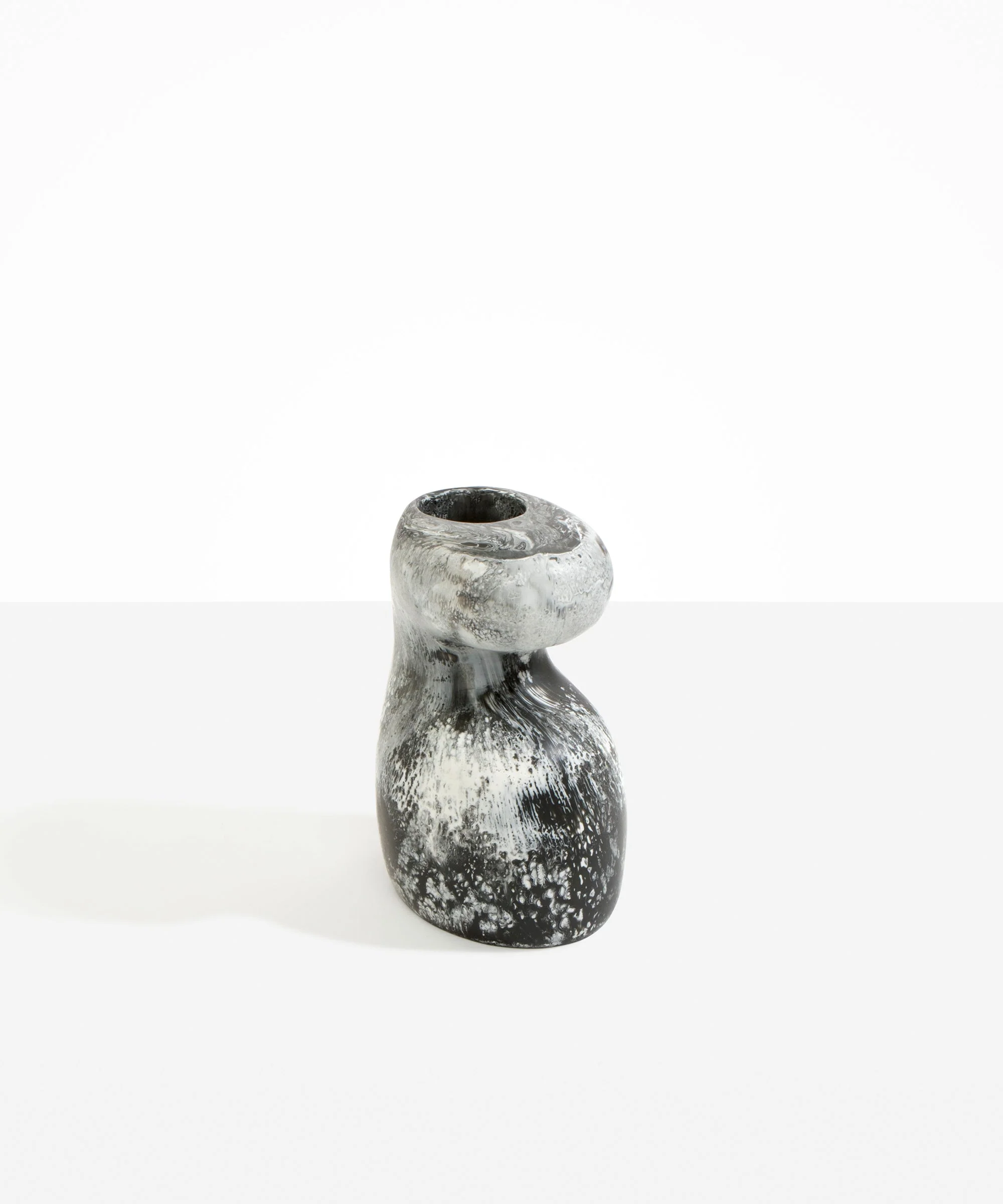 Dinosaur-Designs-VASSPLNMNG-Mungbean-Vase-GRANITE2_ad5a6044-1427-42af-bdbe-b5c7f082c328