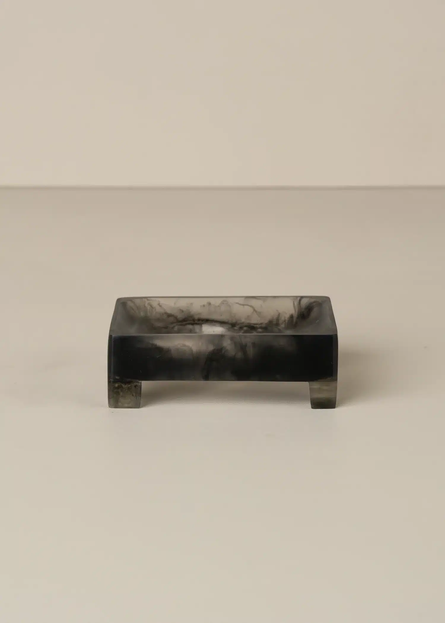 Flow_Resin_Structured_Soap_Dish_Smoke_1