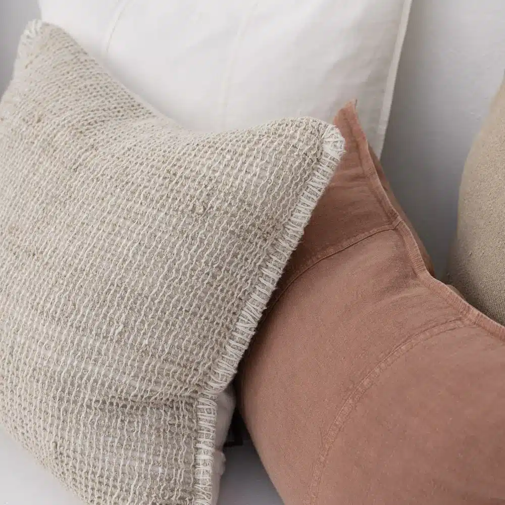 Eadie_Lifestyle_S25_Solenne_Luca_Clay-R1-19641