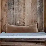 Eadie_Lifestyle_W25_Evelyn_Natural_Long_Lumbar_3ba4c10e-d4c9-44f9-a7dc-699c8ad4fe96