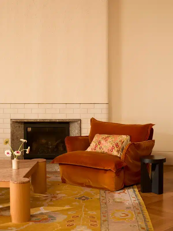 Primrose Linen Cushion - Image 3