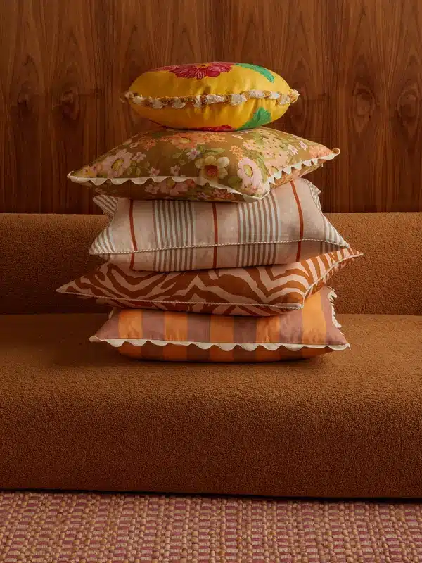 Delilah Linen Cushion - Image 3
